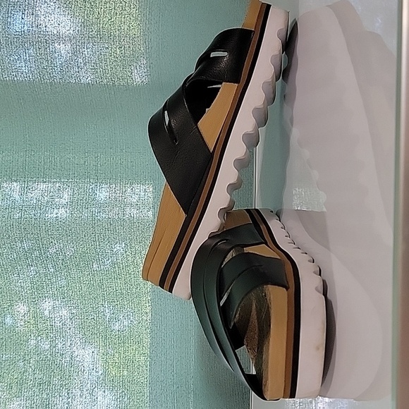 Women's REEF Cushion Bloom Hi Platform Fashion Sandal, Black, Size 6, EUC - Picture 10 of 14